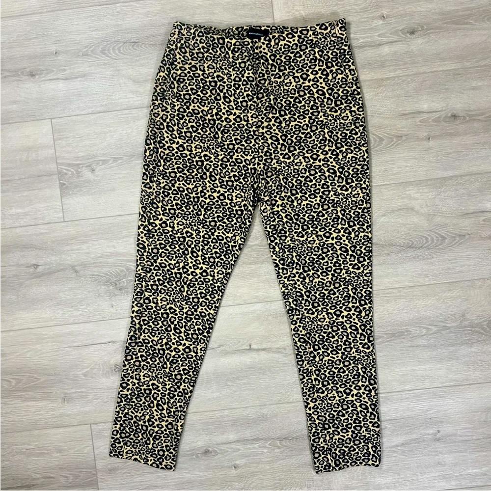 Who What Wear. Womens Leopard Print High Rise Pull on stretch pants Size 12